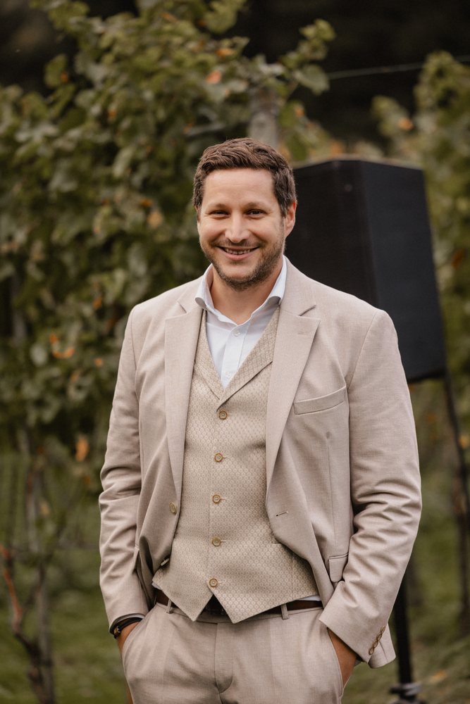 Michael, Trauredner und Moderator von Herz und Humor